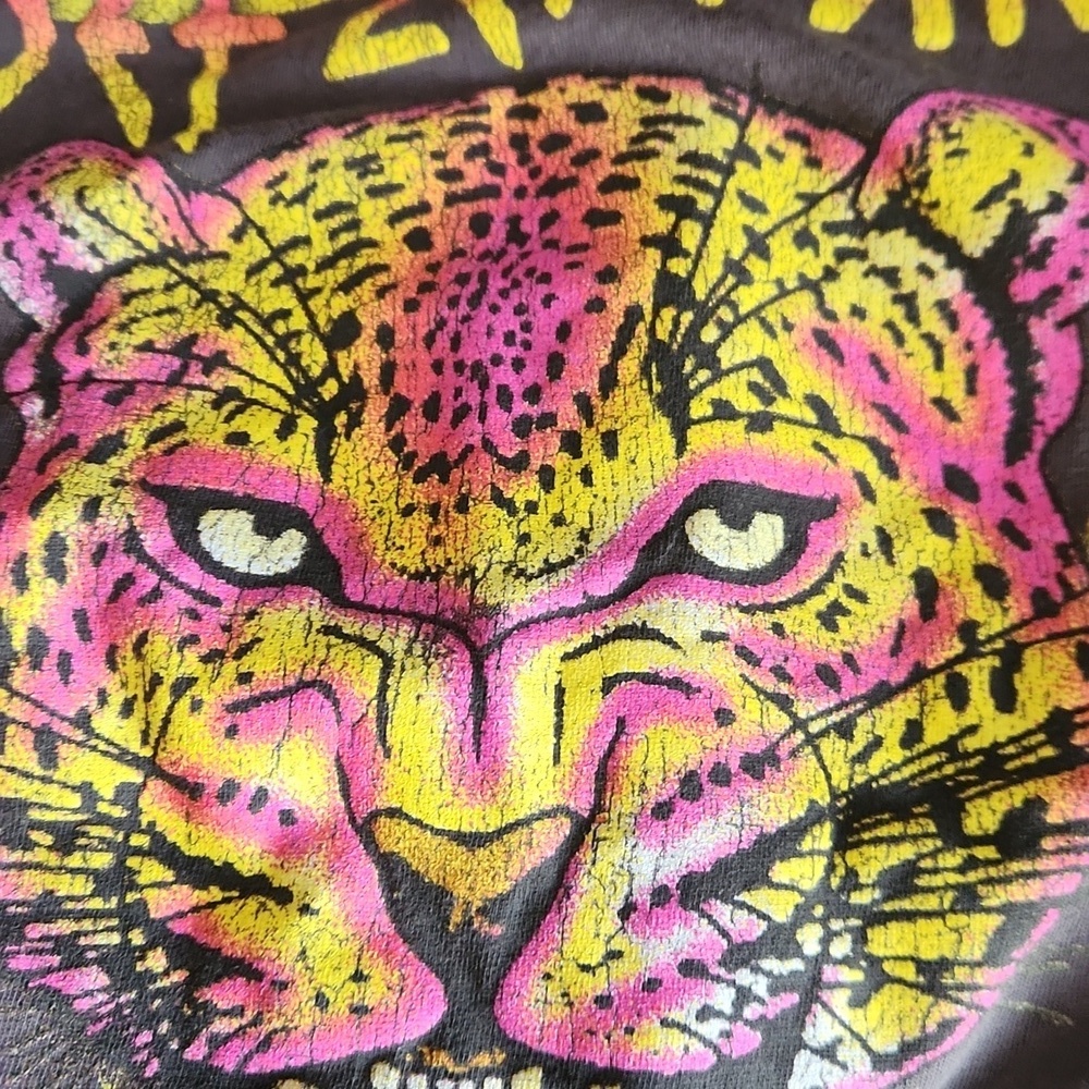Def Leppard By Goodie Two Sleeves Graphic Throwback Cap Sleeved Womens Tshirt - Picture 5 of 5